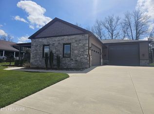 43 Red Oak Dr, Crossville, TN 38555