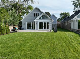 615 Dunleavy Dr, Highland, MI 48356