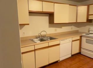 10 Wrentham Rd APT 303, Worcester, MA 01602