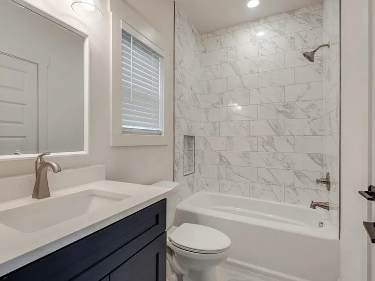 2215B 24th Ave N #B — Photo 10