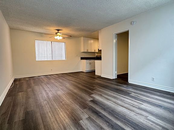 3rd image of 3901 Tilden Ave APT 4