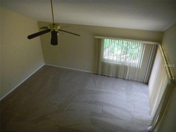4th image of 2716 Sand Hollow Ct