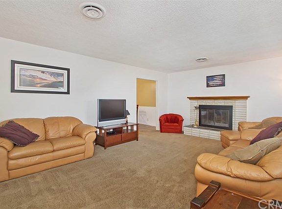 5th image of 41125 McDowell St