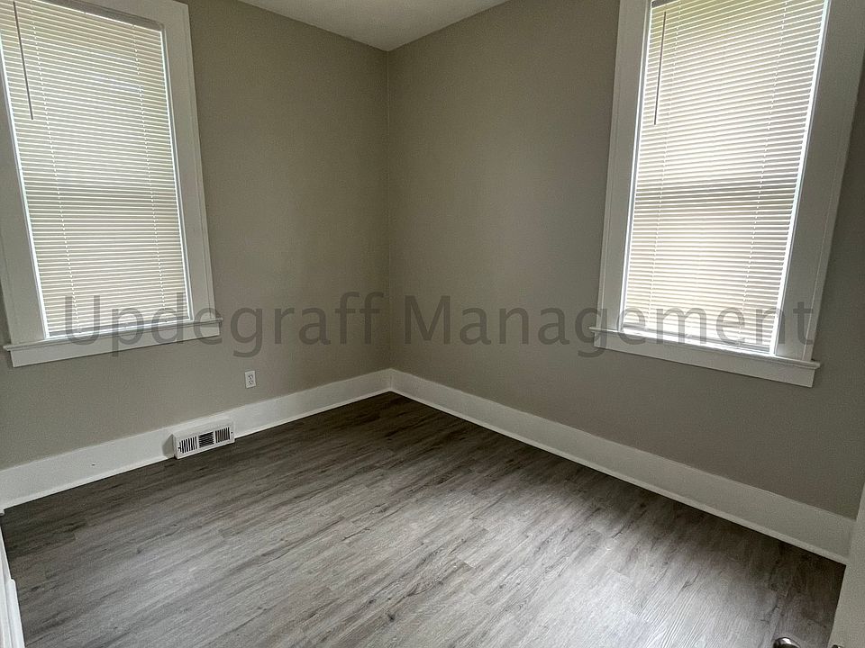 816 S Goodman St Rochester NY Zillow