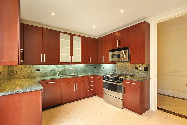 Rented by Corcoran | media 21