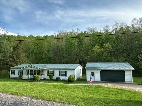 34695 Edwina Rd, Lewisville, OH 43754