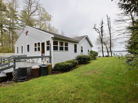 3rd image of 8 Merigold Ln