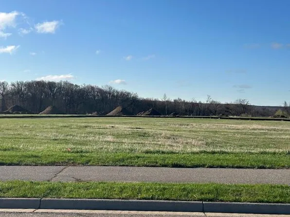 910 Prateria Ct, Avon, MN 56310