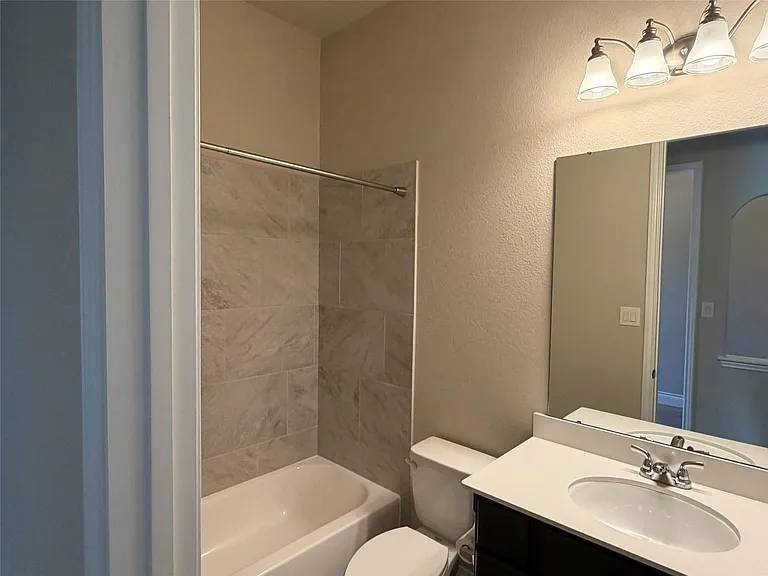 103 Wild Garden Ct — Photo 17