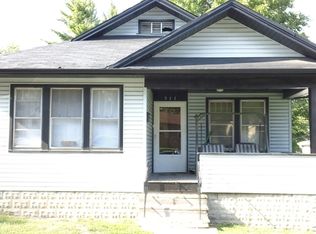 911 Fisk Ave, Joliet, IL 60436