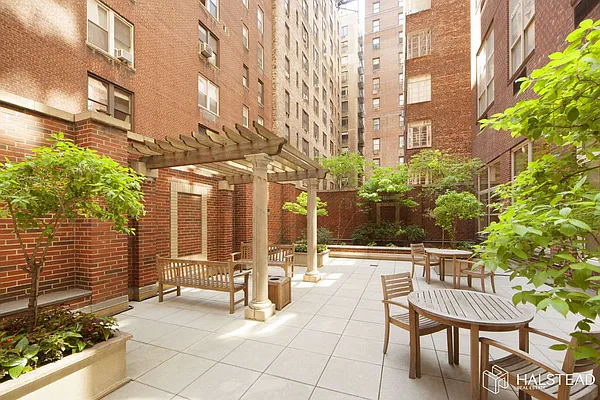 Rented by Halstead Real Estate | media 45