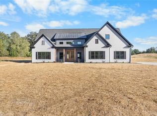 175 Hanes Ln, Lexington, NC 27295