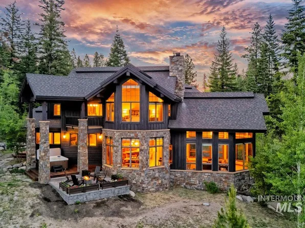 291 Whitewater Dr, Donnelly, ID 83615