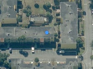 2820 Somerset Park Dr APT 203, Tampa, FL 33613