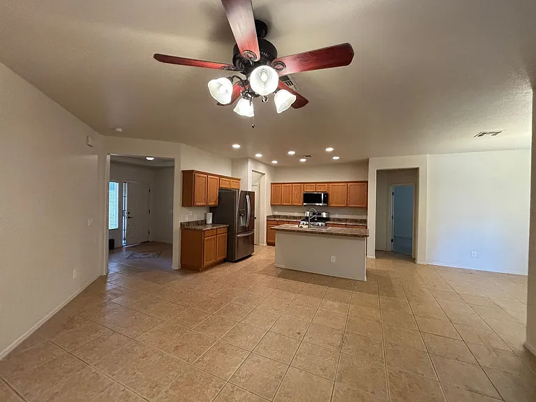 5484 Canteria Ct — Photo 9