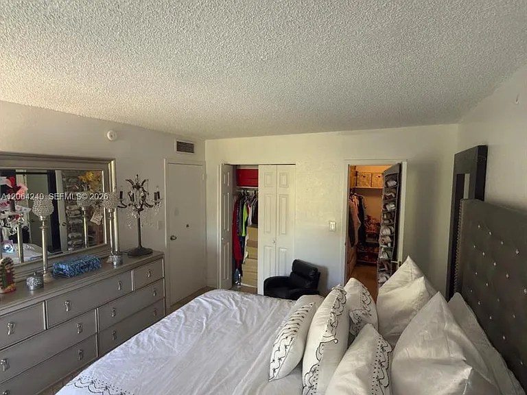 2160 SW 16th Ave #320 — Photo 8
