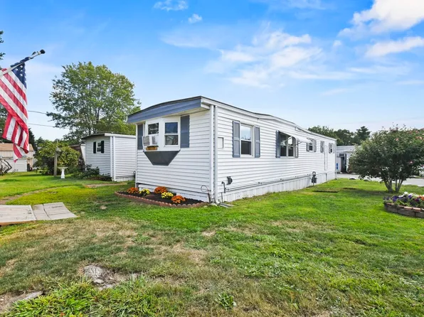 2 Lisa Dr, Middleboro, MA 02346