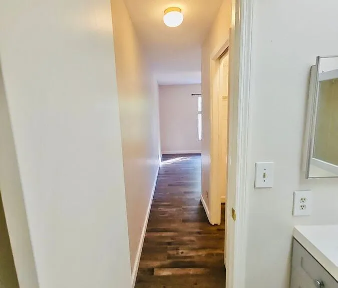 2314 S Clewis Ct #301 — Photo 7