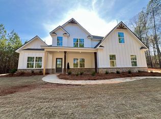 271 Mulberry Crossing Dr, Cataula, GA 31804