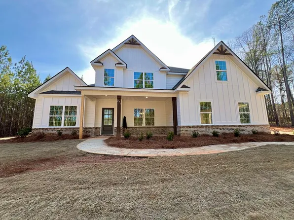 271 Mulberry Crossing Dr, Cataula, GA 31804