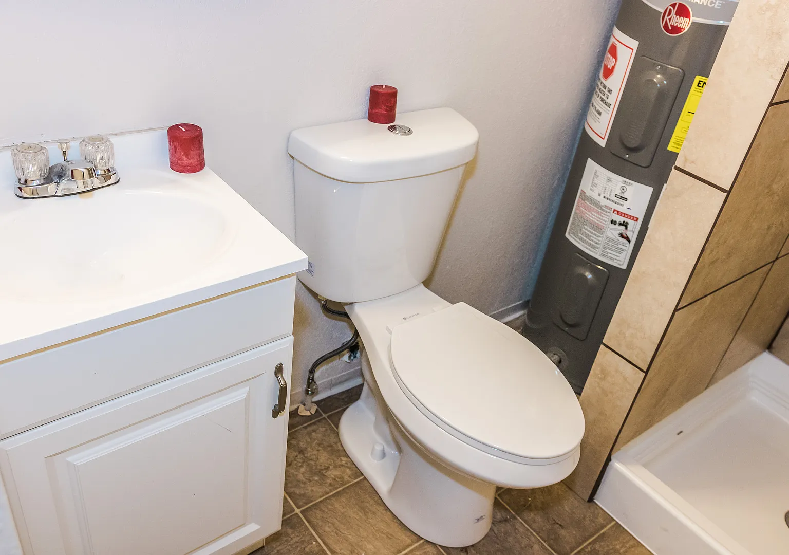 Convenient affordable living close to CMU without roommates! Utilities included — Photo 4