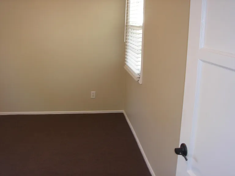 598 N Quince Ave — Photo 11
