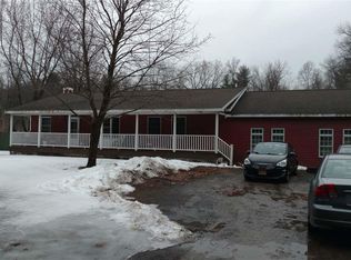 54 Tabor Rd, Mechanicville, NY 12118