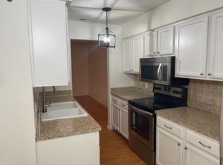 3563 Radford Cir, Chesapeake, VA 23321