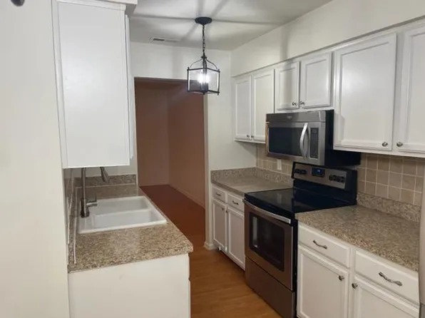 3563 Radford Cir, Chesapeake, VA 23321