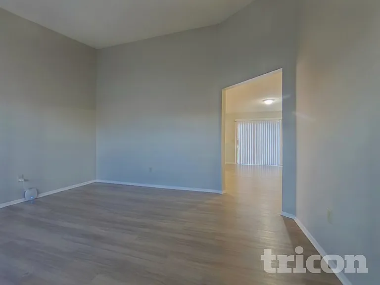 2950 Bedford St — Photo 3