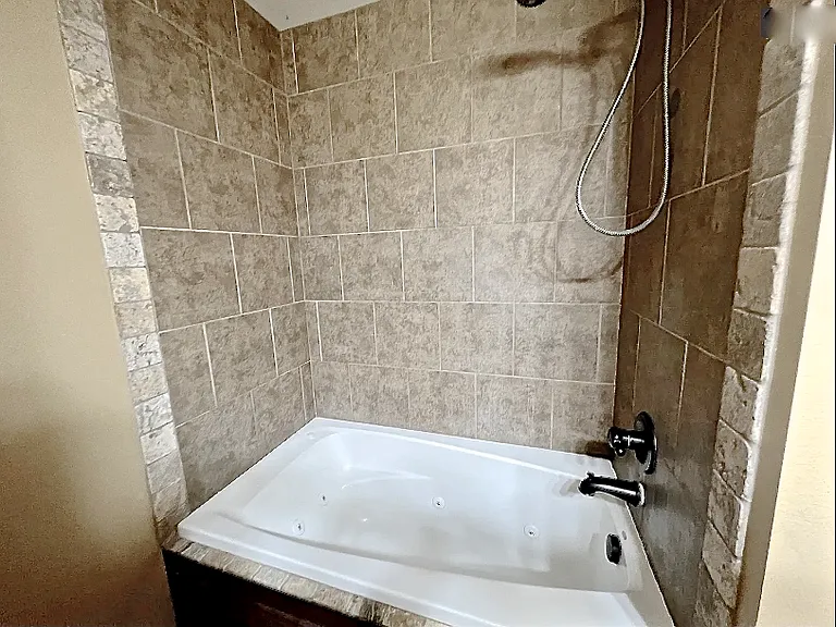 4757 Wildwood Ln — Photo 10