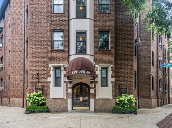 1 Ascan Avenue image 1 of 30