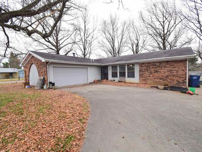 69 Cherry Dr, Mount Vernon, IL, 62864
