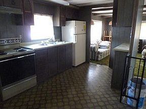5th image of 2534 Percy Ave