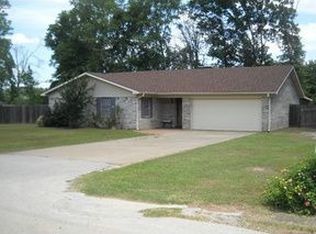 1006 Tomahawk St, Carthage, TX 75633