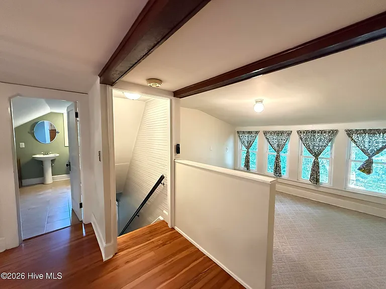 360 E Maine Ave — Photo 20