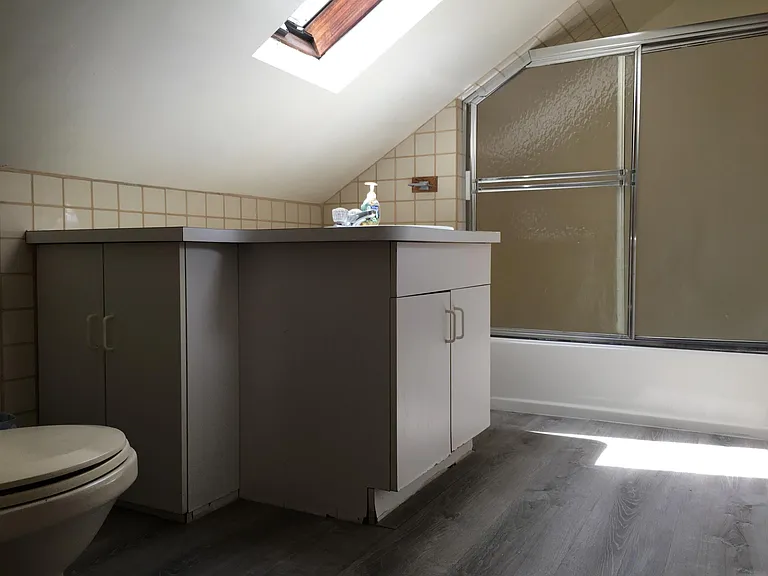 36 Linden St #16 — Photo 12