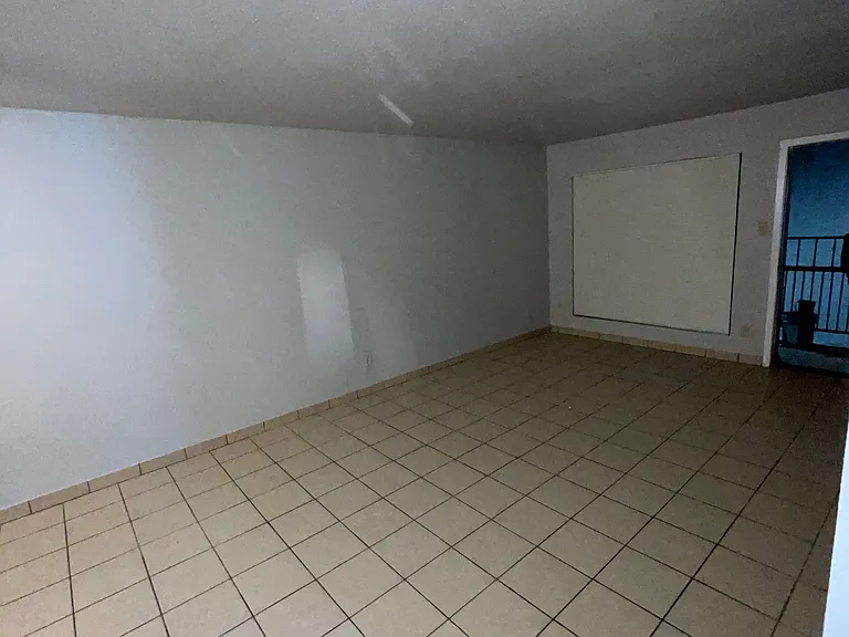 6210 Waltrip St #10 — Photo 2
