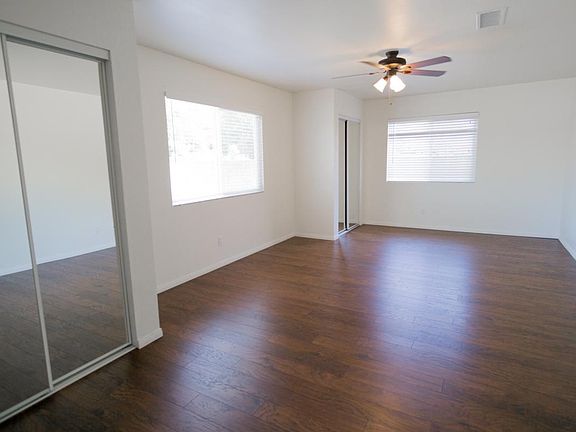 4th image of 5223-25 E Falls View Dr