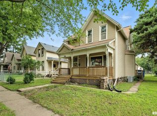 2010 W 1st St, Davenport, IA 52802