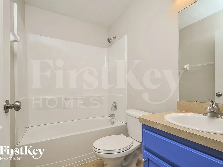5203 Ashwood Dr — Photo 14
