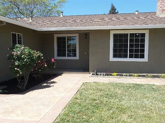 4th image of 916 La Cruz Ln