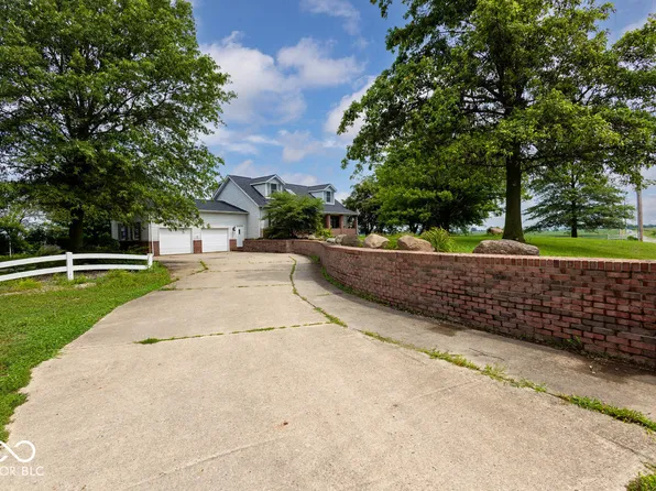 7176 E State Road 234, Ladoga, IN 47954