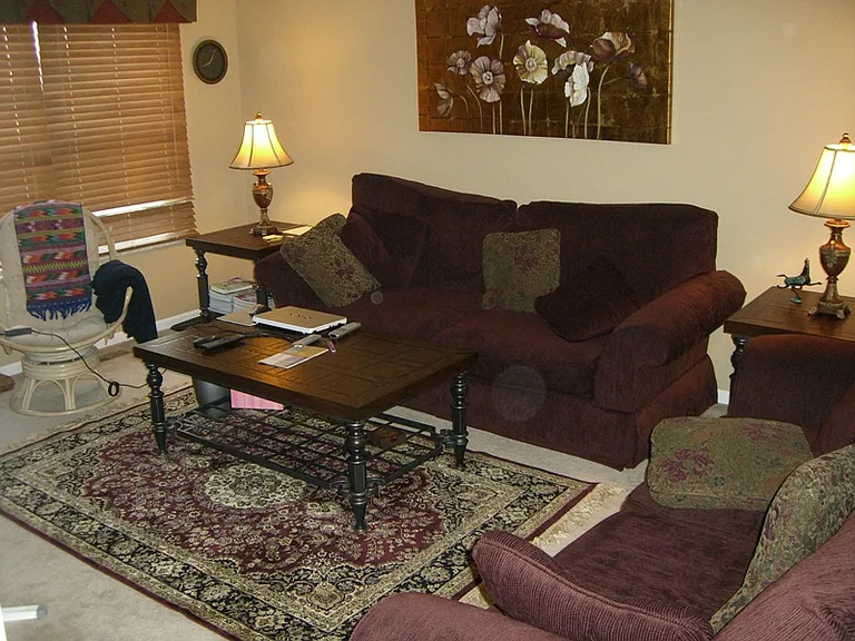 6649 Chelton Pl — Photo 4