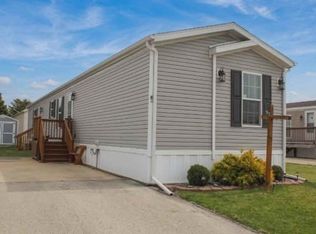 83 Saint George Dr, Bourbonnais, IL