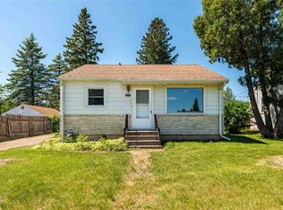 2207 W 22nd St, Duluth, MN 55811