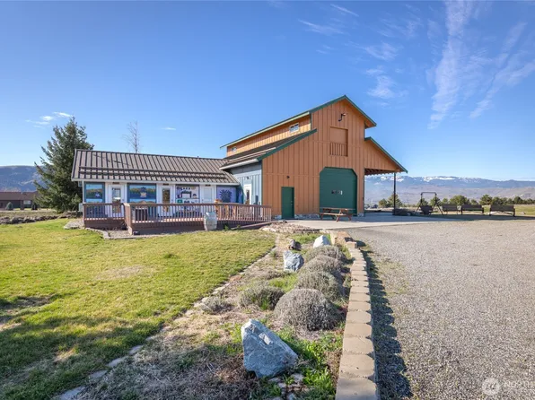 980 S Webb Place, East Wenatchee, WA 98802