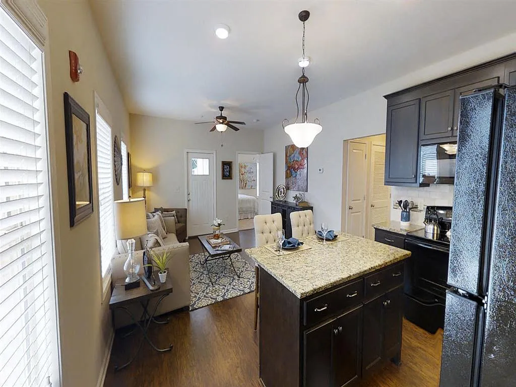 14th Avenue Lofts — Photo 4