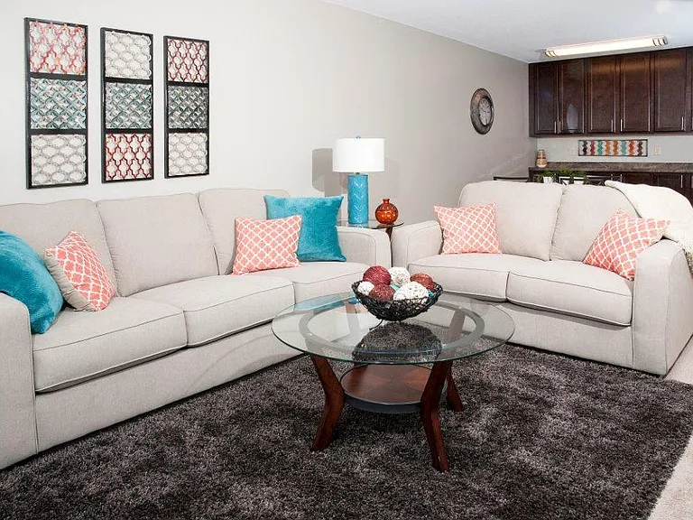 Shoreview Grand — Photo 19