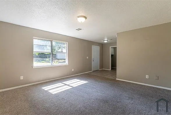 304 W Campbell Dr — Photo 22